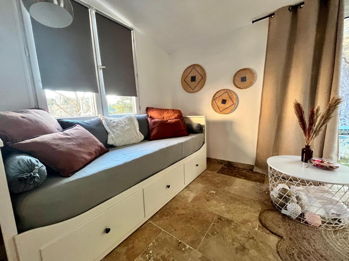 Maison Provencale Au Calme De La Campagne Avec Jacuzzi เอ็ก-ซอง-โพรวองซ์ ภายนอก รูปภาพ